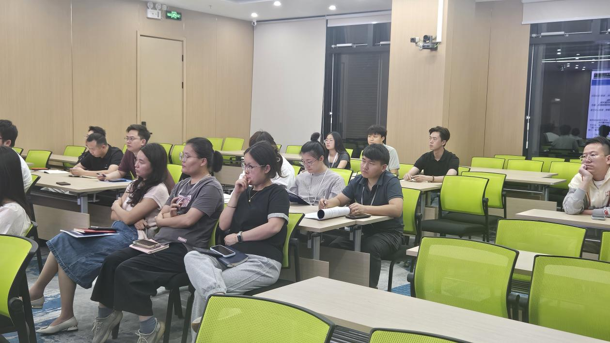 第二輪銷售鏈專項培訓第三場舉行夯實產品與行業(yè)知識基礎